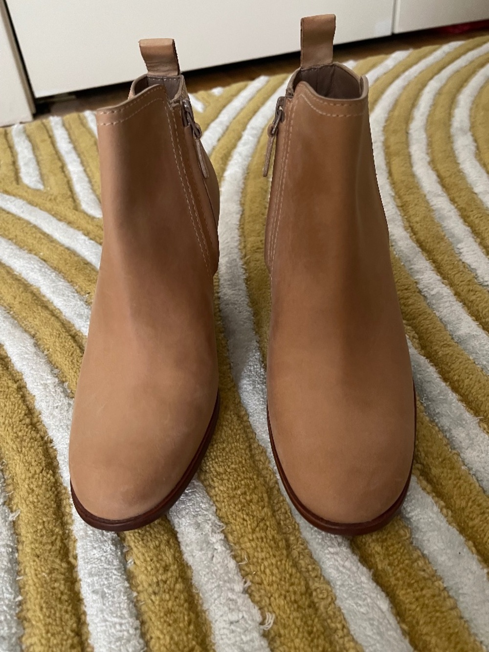 Cole Haan GrandOS Leather Ankle Boots, NEVER WORN, Size US 5, EU 35